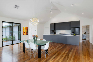 Photography - Lindsay Moller Productions